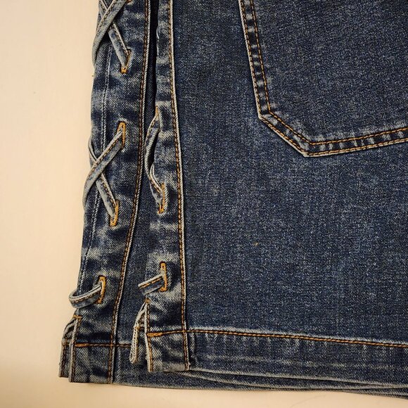 Cato Lace Up Denim Shorts - 12 - Picture 5 of 10